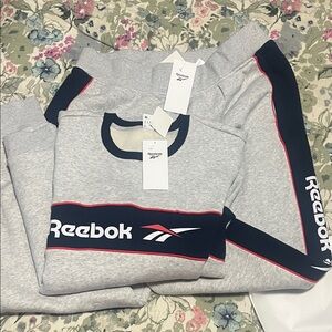 NWT Reebok International Limited Sweatshirt Set xl